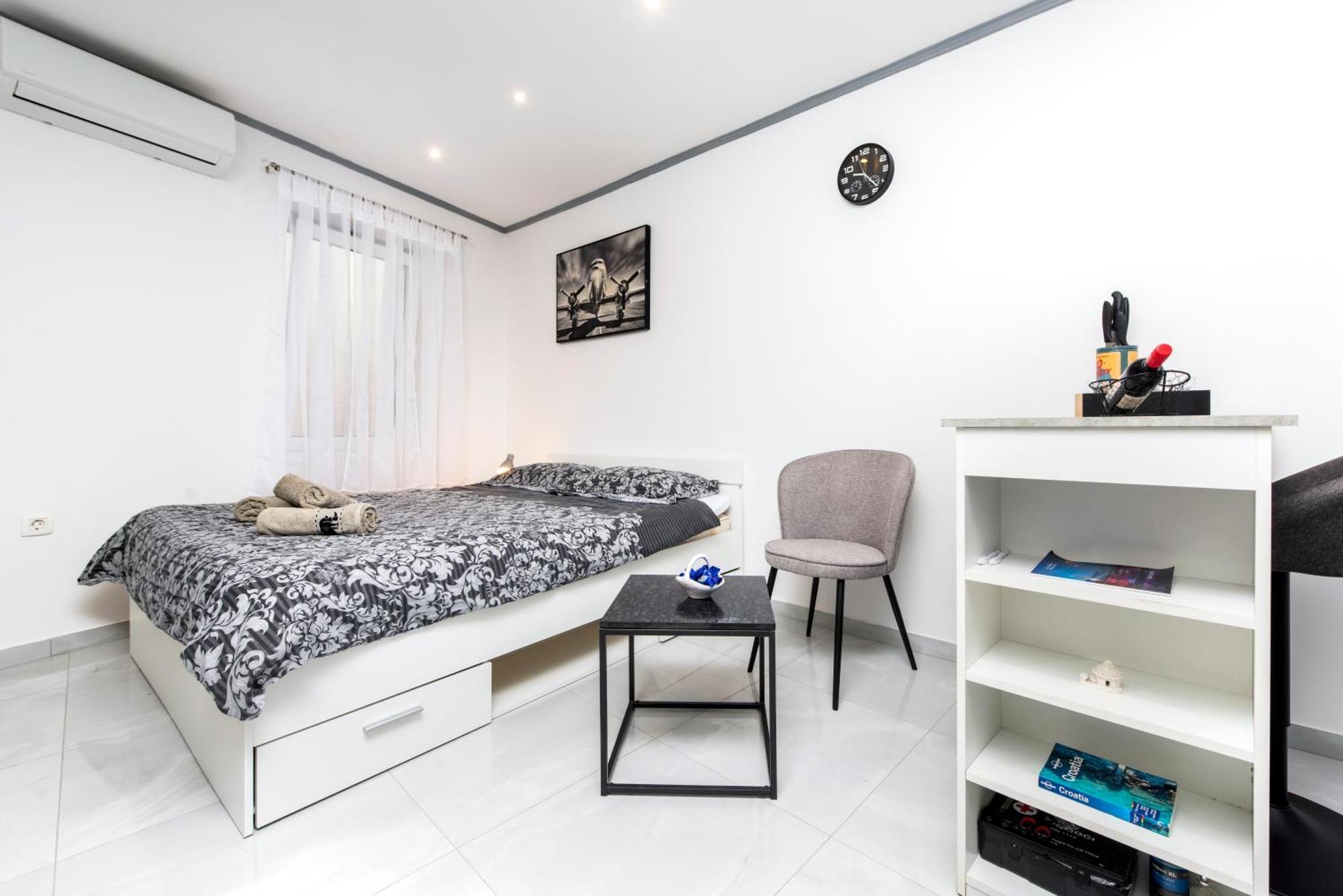 Apartment Leo Ровинь Экстерьер фото
